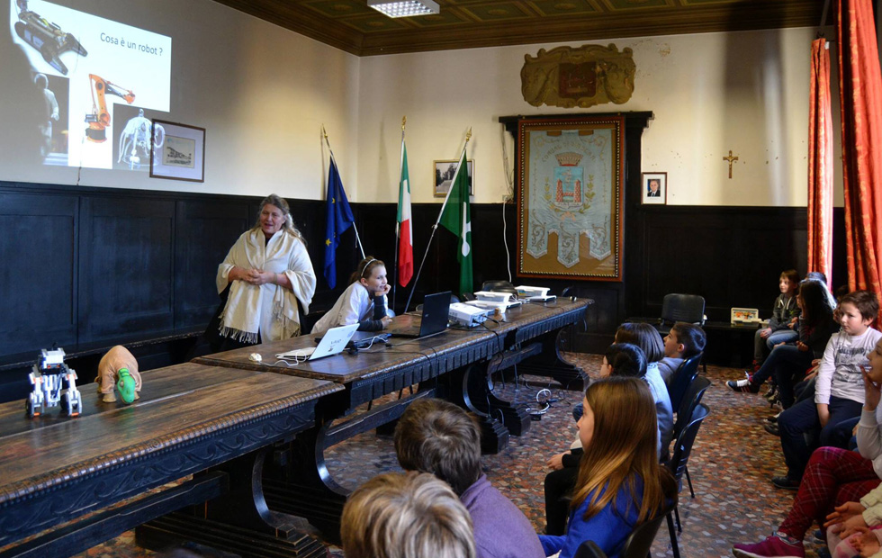 LUCY IN TOUR a Piadena con Officina dei Segni